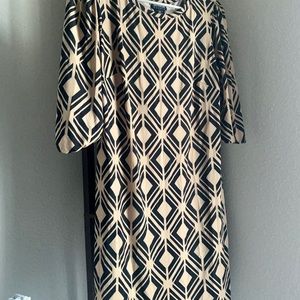 Cute pattern dress!